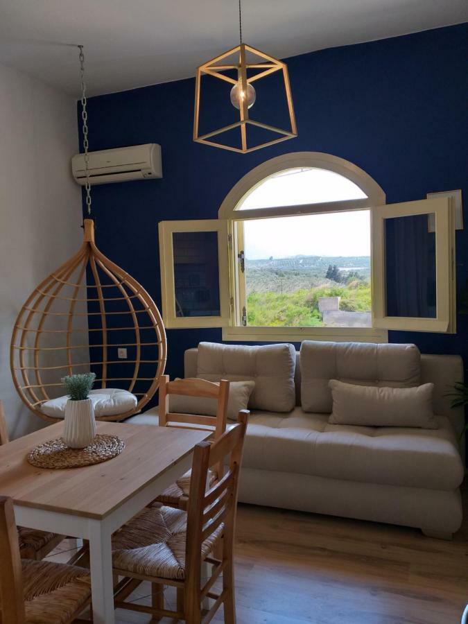 Greek Blue Apartment 플라키아스 외부 사진