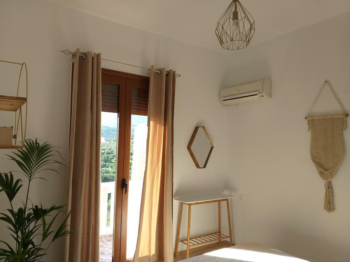 Greek Blue Apartment 플라키아스 외부 사진