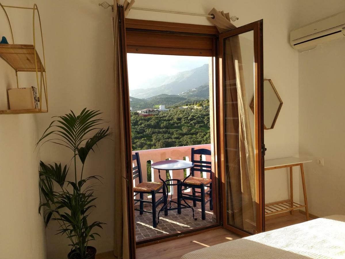 Greek Blue Apartment 플라키아스 외부 사진